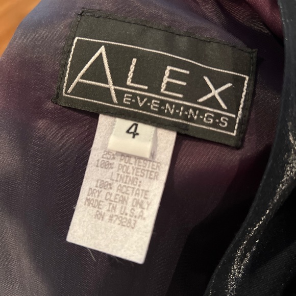Alex Evenings Long Dress Iridescent Navy Blue with Wine Lining - Picture 6 of 7
